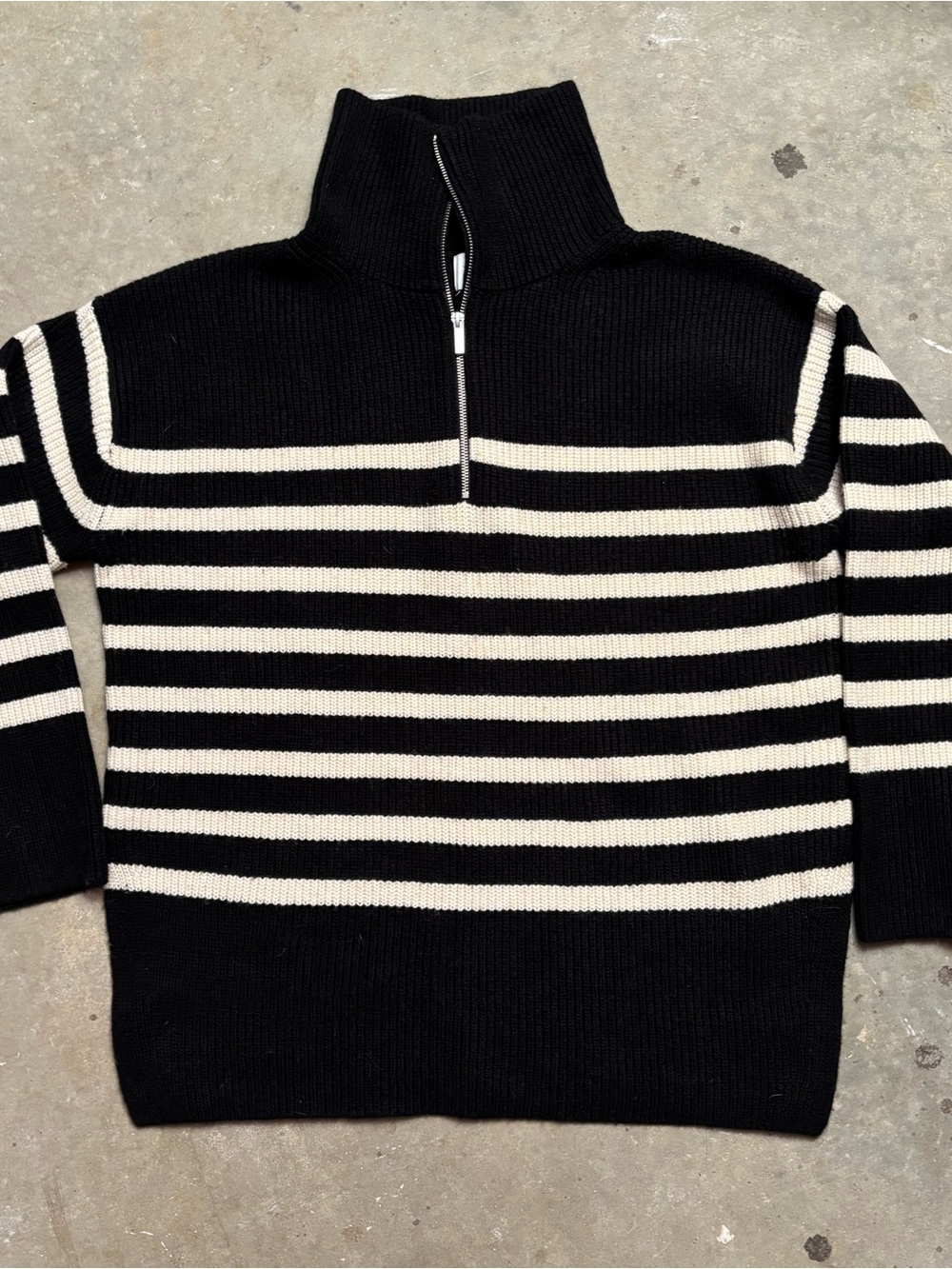 H&M Black and Cream Striped Half-Zip Sweater Sz M
